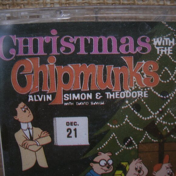 Christmas With the Chipmunks Cassette Tape - Picture 4 of 12